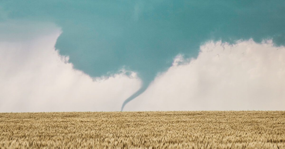 Is Your Dream Interpretation Tornado Warning You? Learn How to Prepare for Major Change!